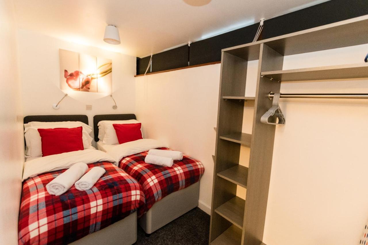 1 Bedroom Newton Apartment L Free Parking L Wigan Royal Infirmary L Haigh Hall L Central Location Εξωτερικό φωτογραφία