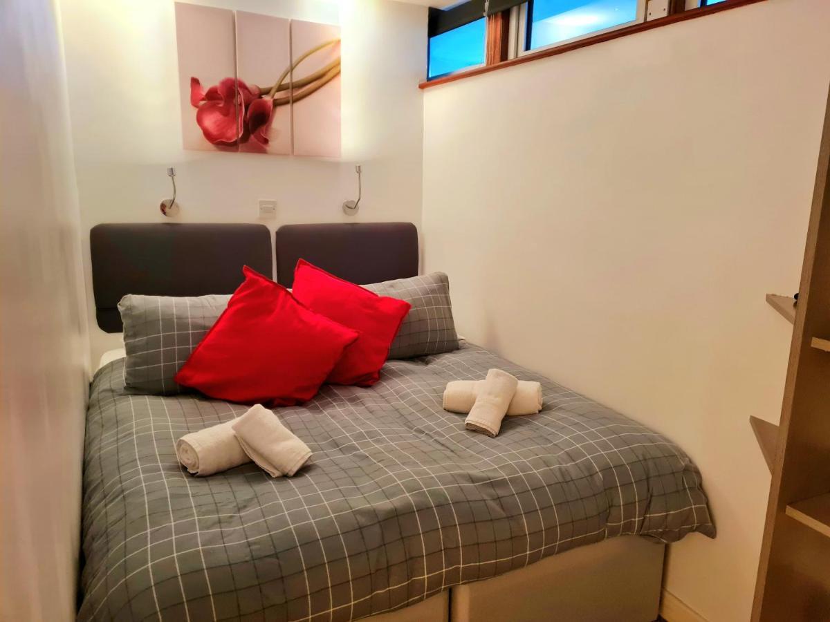1 Bedroom Newton Apartment L Free Parking L Wigan Royal Infirmary L Haigh Hall L Central Location Εξωτερικό φωτογραφία